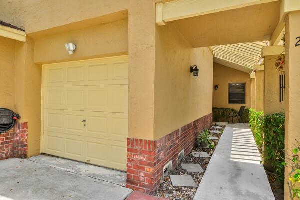 Image 17 of 59 For 2433 Fiddleleaf Ave