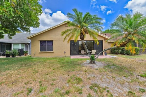 Image 21 of 59 For 2433 Fiddleleaf Ave