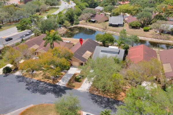 Image 24 of 59 For 2433 Fiddleleaf Ave