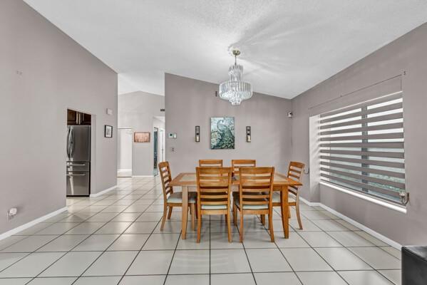 Image 41 of 59 For 2433 Fiddleleaf Ave