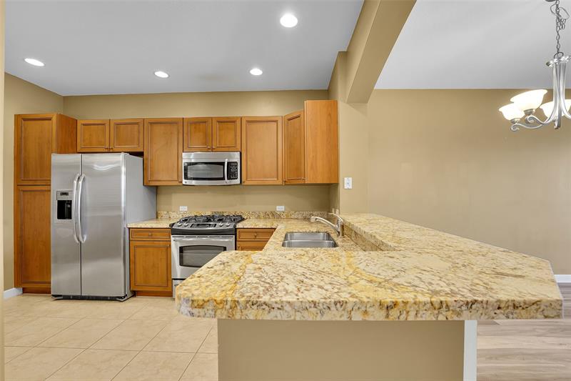 Image 18 of 36 For 3055 126th Ave  319