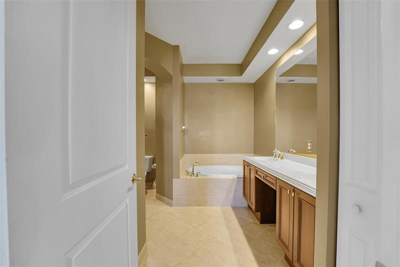 Image 32 of 36 For 3055 126th Ave  319