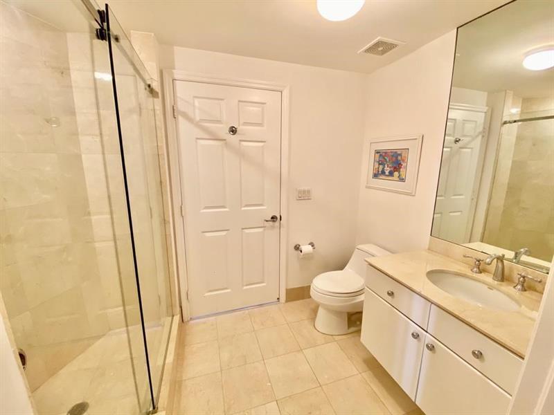 Image 11 of 43 For 3100 Ocean Blvd  804