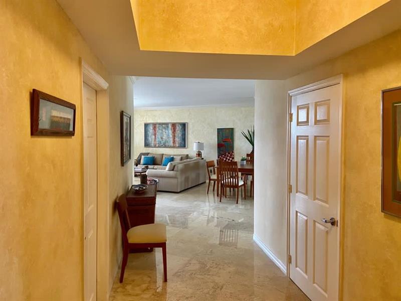 Image 14 of 43 For 3100 Ocean Blvd  804