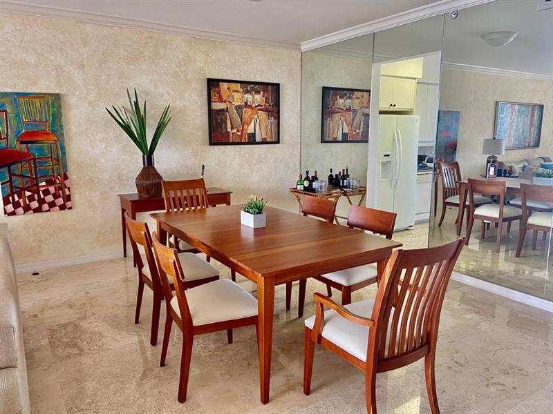 Image 19 of 43 For 3100 Ocean Blvd  804