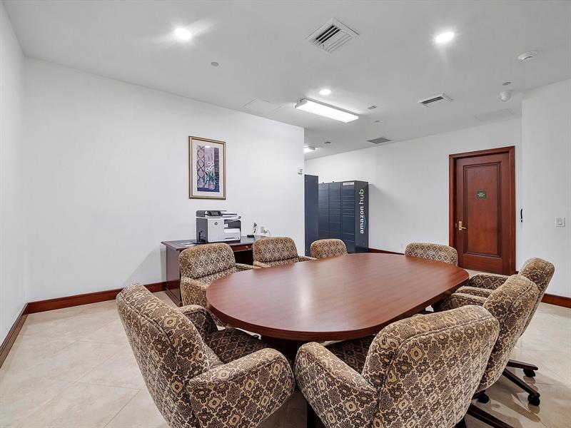 Image 33 of 43 For 3100 Ocean Blvd  804