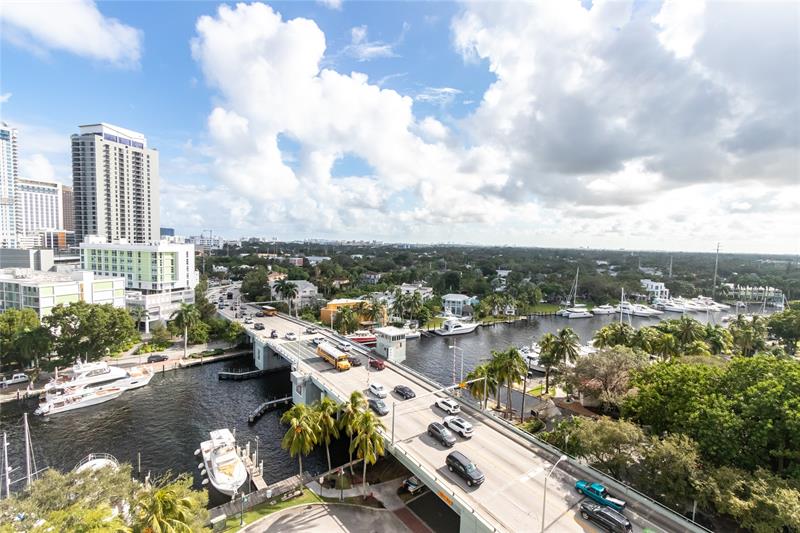 Image 16 of 31 For 600 Las Olas Blvd  1109