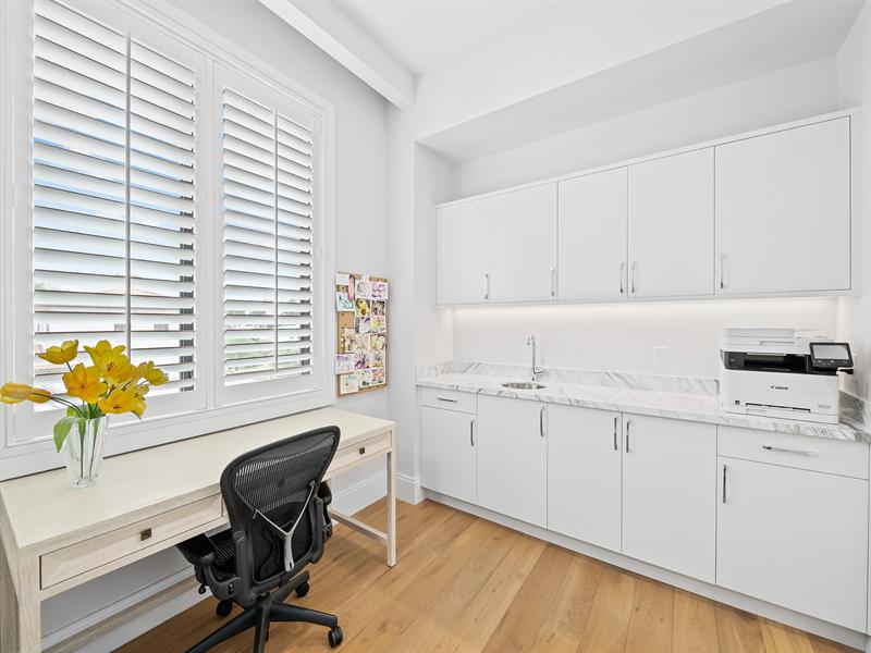 Image 35 of 67 For 301 23rd Avenue