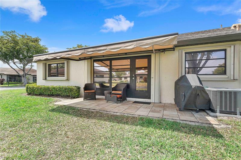 Image 20 of 27 For 4872 Hawkwood Rd  B