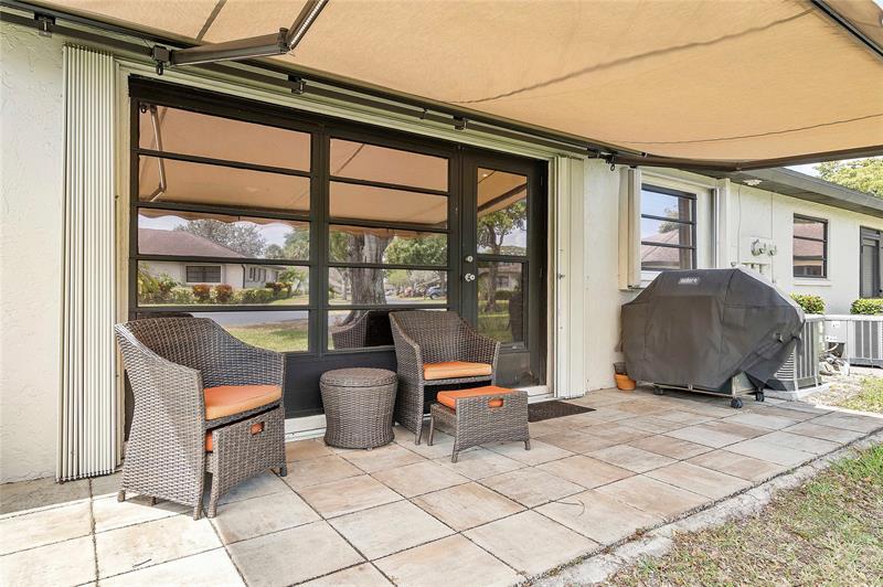 Image 21 of 27 For 4872 Hawkwood Rd  B