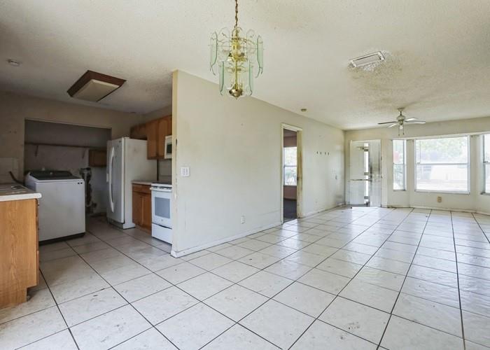 Image 12 of 19 For 1229 18th Ave N