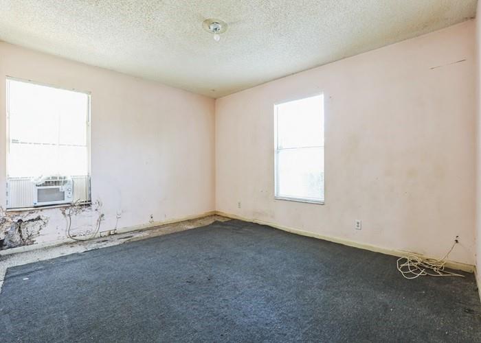 Image 18 of 19 For 1229 18th Ave N