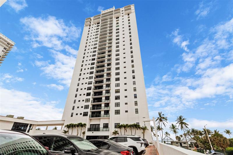 Image 5 of 45 For 2301 Ocean Dr  2608