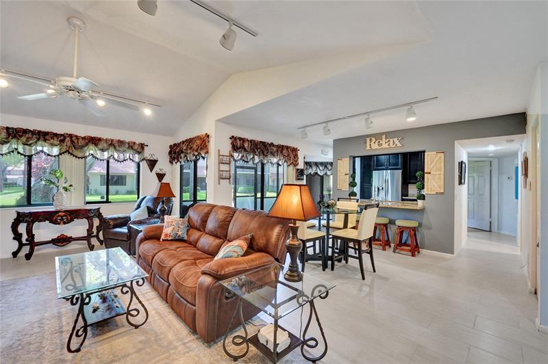 Image 33 of 64 For 5530 Coach House Cir  A