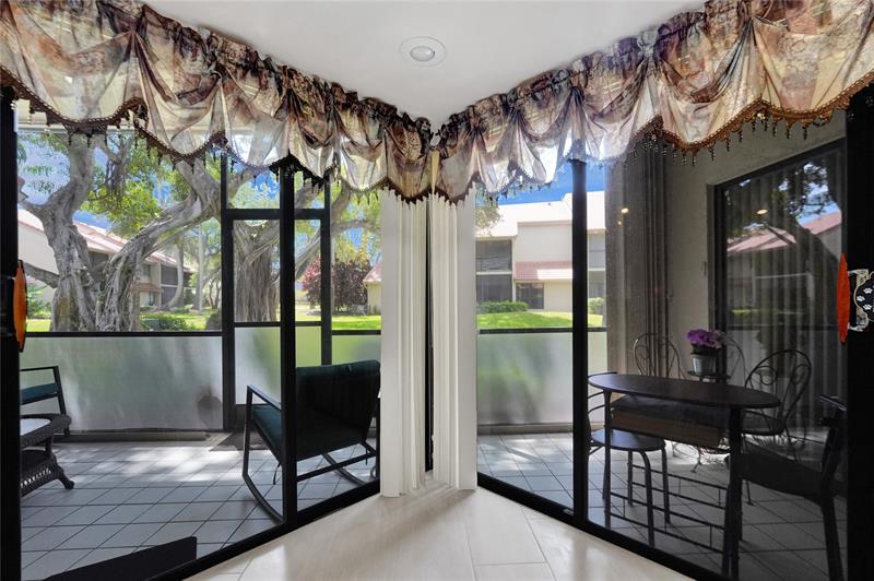 Image 50 of 64 For 5530 Coach House Cir  A