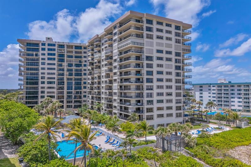 Image 4 of 65 For 1800 Ocean Blvd  804