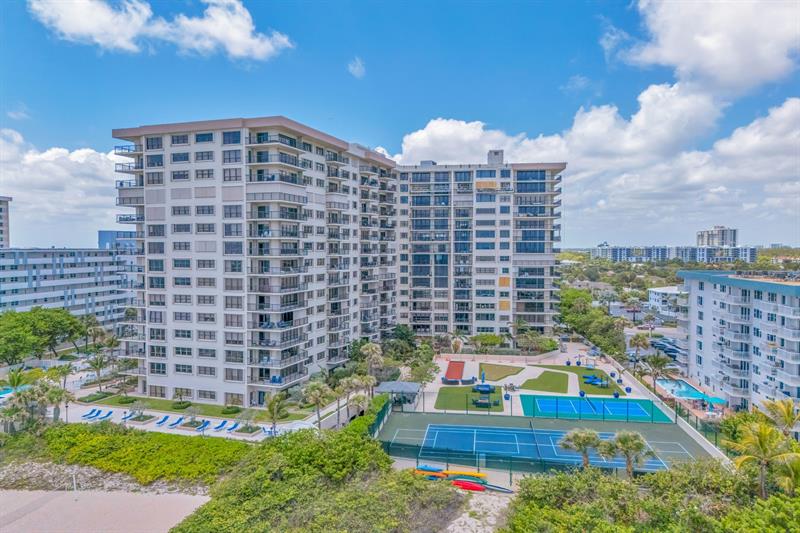 Image 5 of 65 For 1800 Ocean Blvd  804