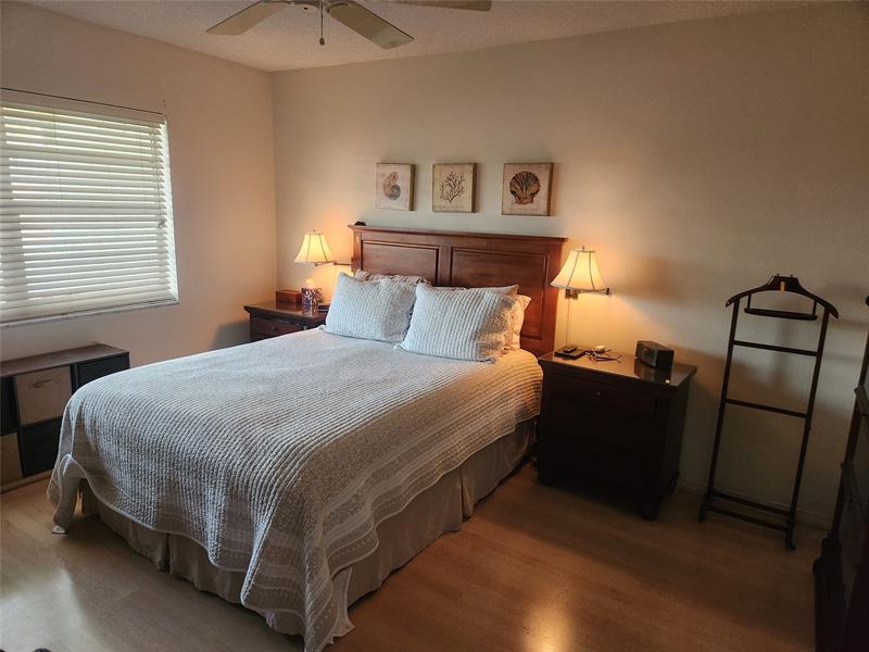 Image 6 of 22 For 101 19th Avenue  224