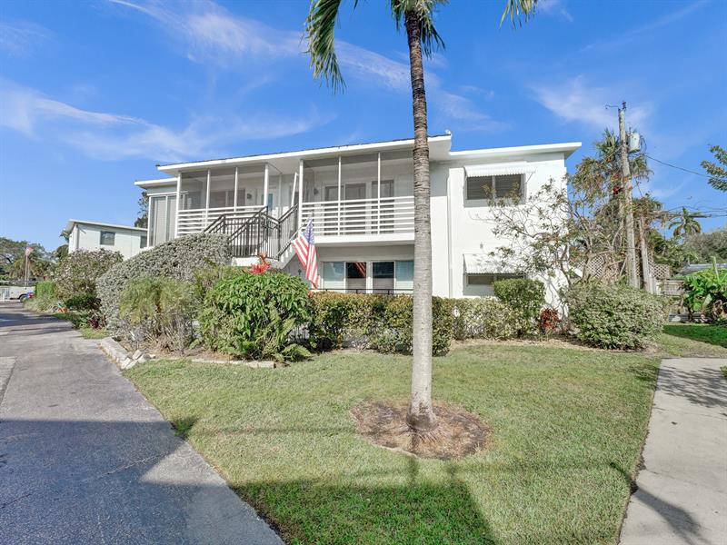 Image 3 of 37 For 1115 14th Pl  19c