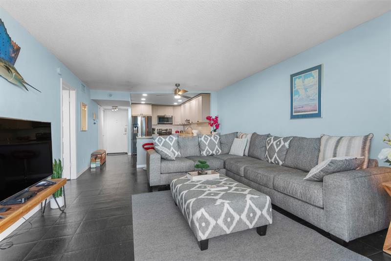 Image 10 of 42 For 1800 Andrews Ave  5b
