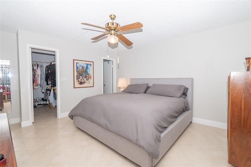 Image 15 of 41 For 7448 Ashmont Cir  312