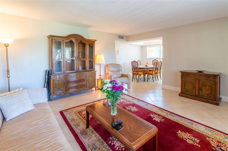 Image 3 of 41 For 7448 Ashmont Cir  312