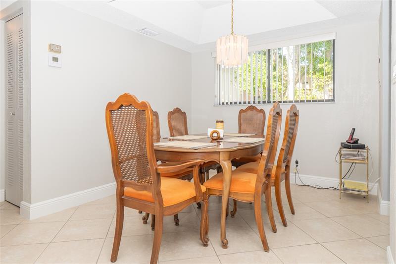 Image 7 of 41 For 7448 Ashmont Cir  312