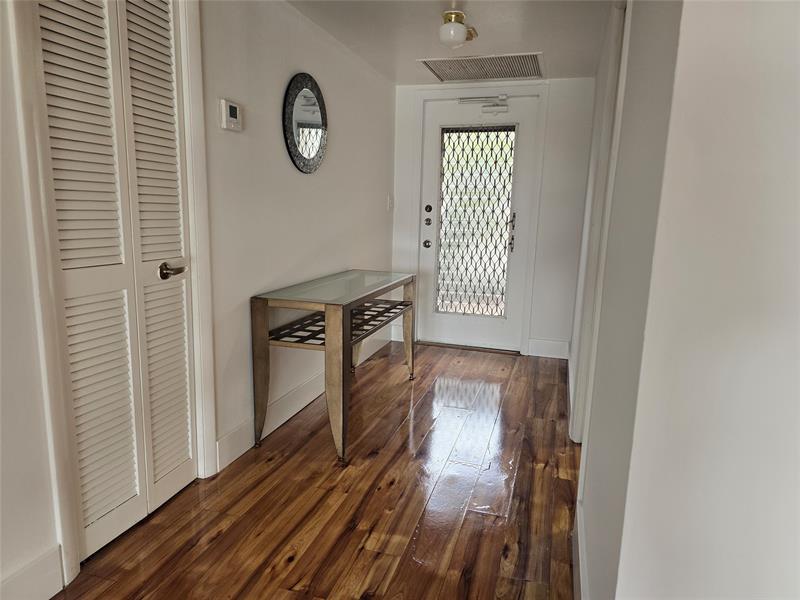 Image 5 of 13 For 2850 Forest Hills Blvd  114