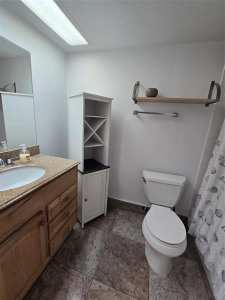 Image 9 of 13 For 2850 Forest Hills Blvd  114