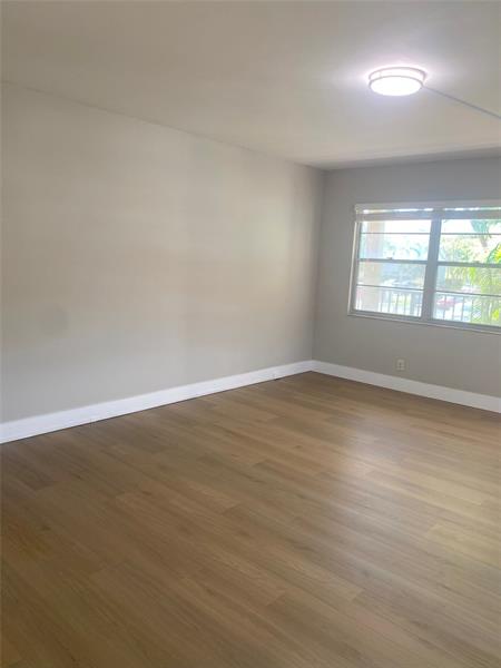 Image 13 of 25 For 151 134th Way  205