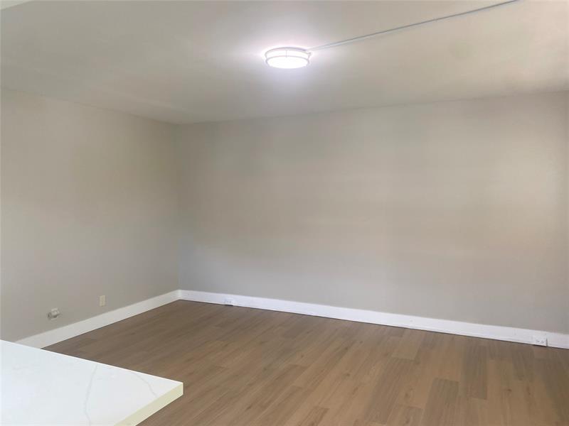 Image 14 of 25 For 151 134th Way  205