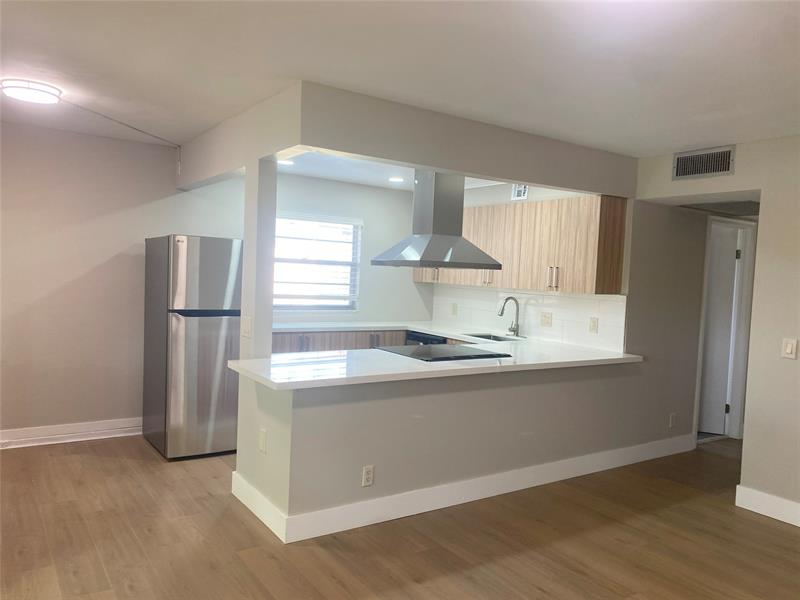 Image 15 of 25 For 151 134th Way  205