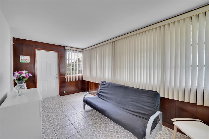 Image 18 of 30 For 4563 16th Terrace