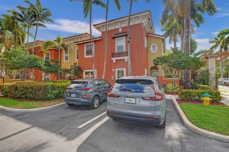 Details for 3303 Merrick Ln  1002, Margate, FL 33063