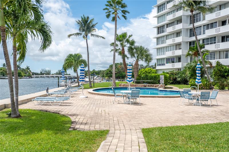 Image 27 of 33 For 9101 Bay Harbor Dr  601