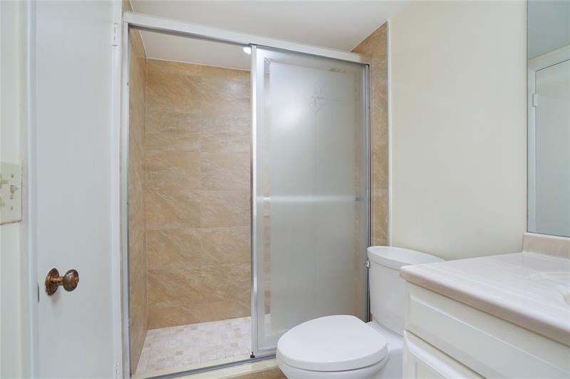 Image 33 of 43 For 111 3 Ave  306