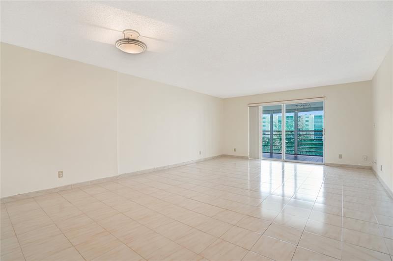 Image 5 of 43 For 111 3 Ave  306