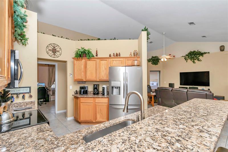 Image 14 of 51 For 10372 41st Ct