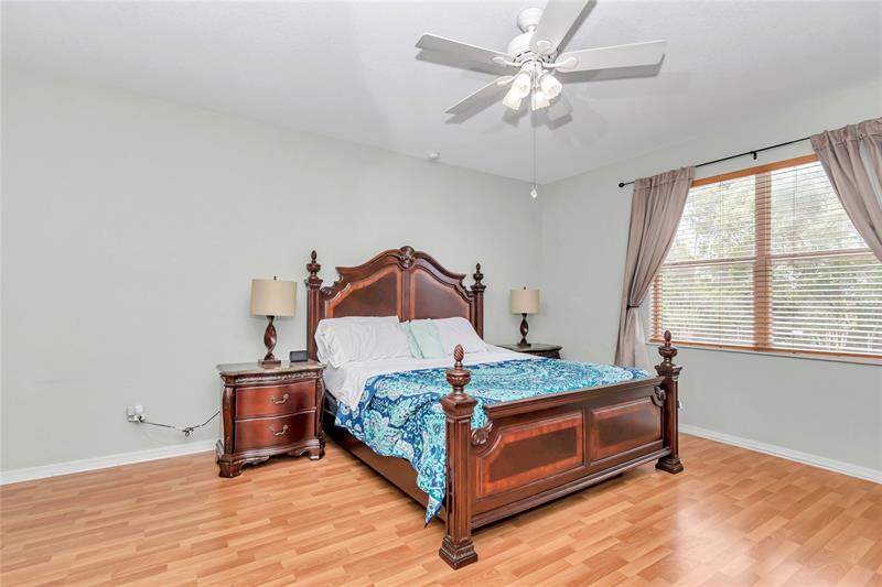 Image 23 of 51 For 10372 41st Ct