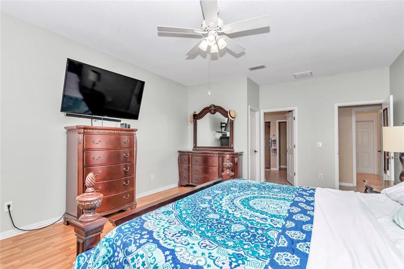 Image 25 of 51 For 10372 41st Ct