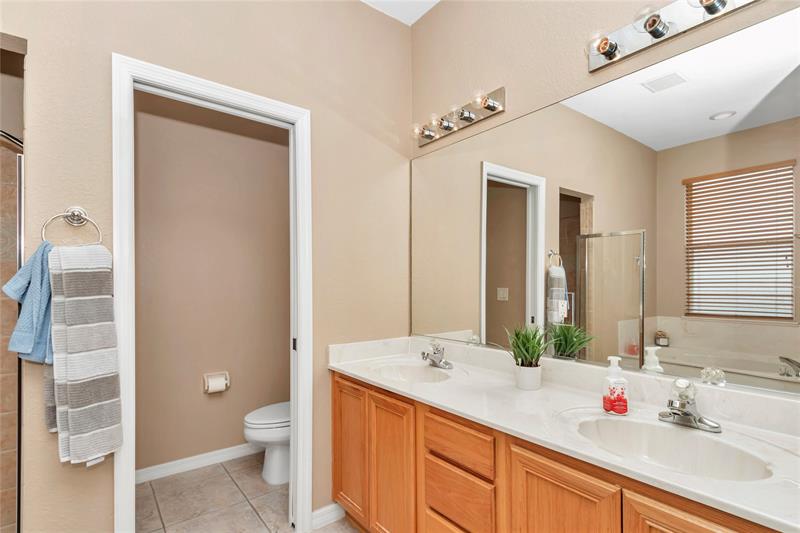 Image 26 of 51 For 10372 41st Ct