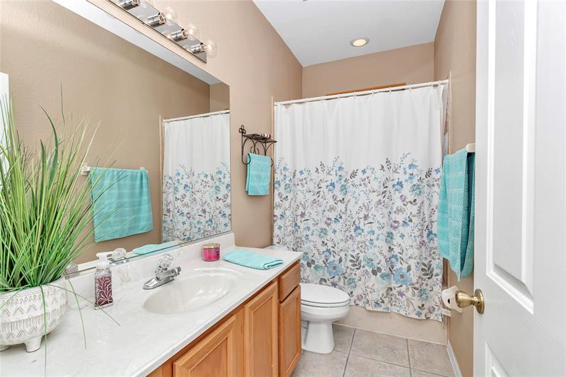 Image 37 of 51 For 10372 41st Ct