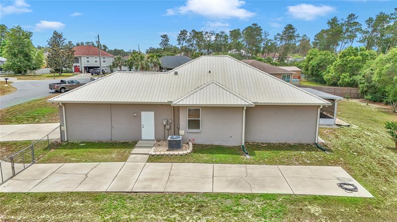 Image 45 of 51 For 10372 41st Ct