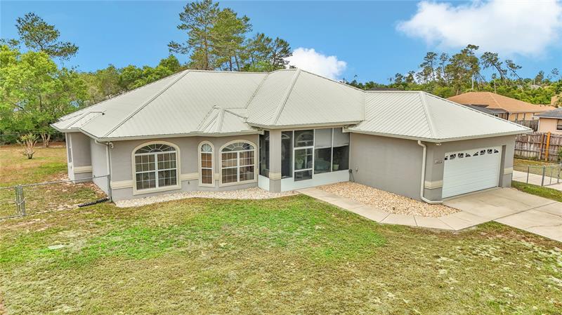 Image 9 of 51 For 10372 41st Ct