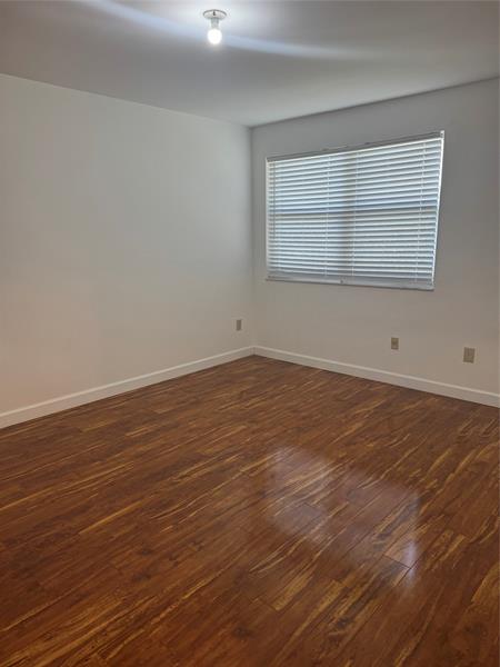 Image 21 of 28 For 9929 9th Ct  