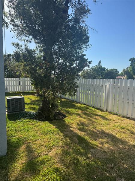 Image 8 of 28 For 9929 9th Ct  