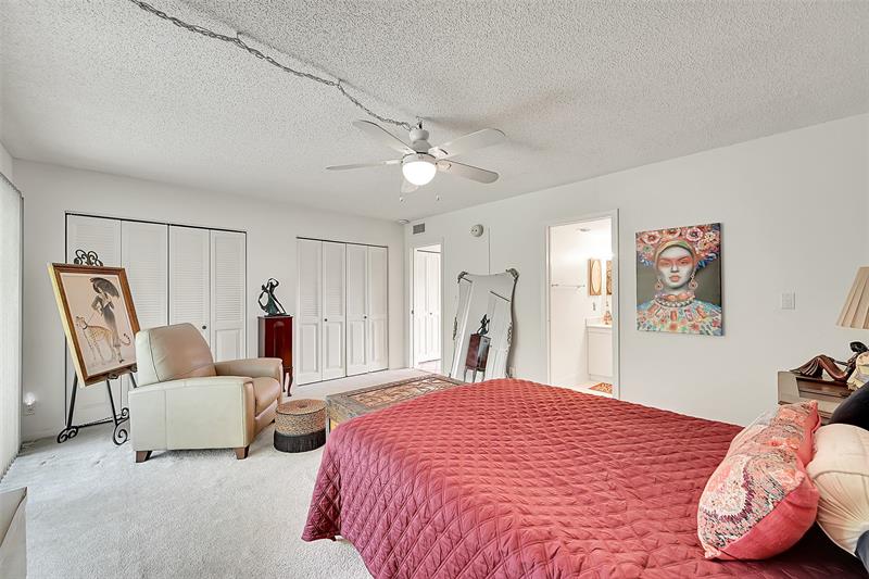 Image 16 of 24 For 2404 Antigua Cir  F4
