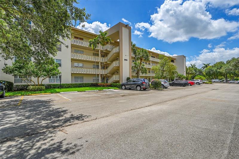 Image 24 of 24 For 2404 Antigua Cir  F4