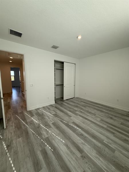 Image 49 of 85 For 10190 Akenside Dr