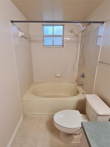 Image 20 of 34 For 1008 Belmont Lane  1008